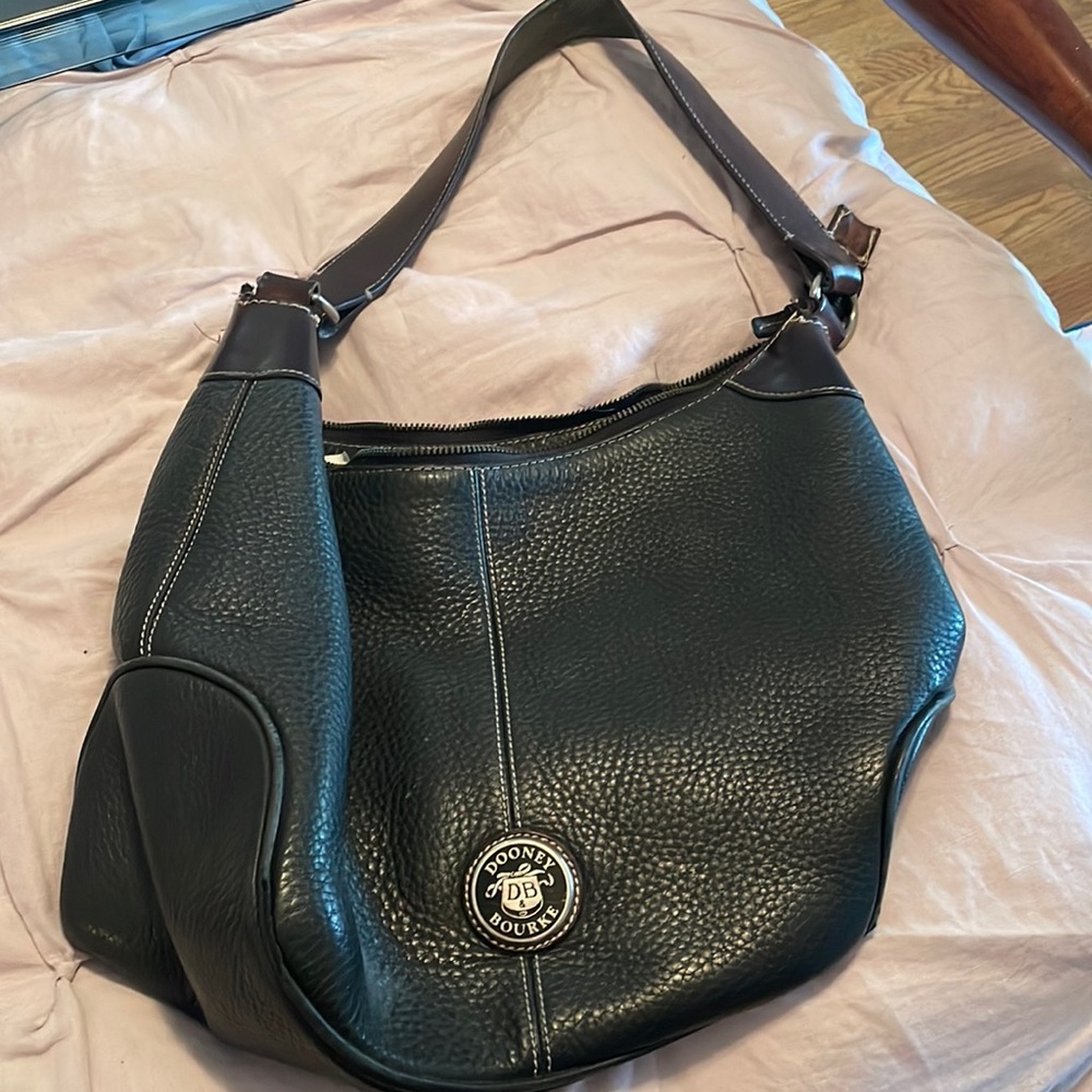 Hobo bag style Dooney & Bourke
